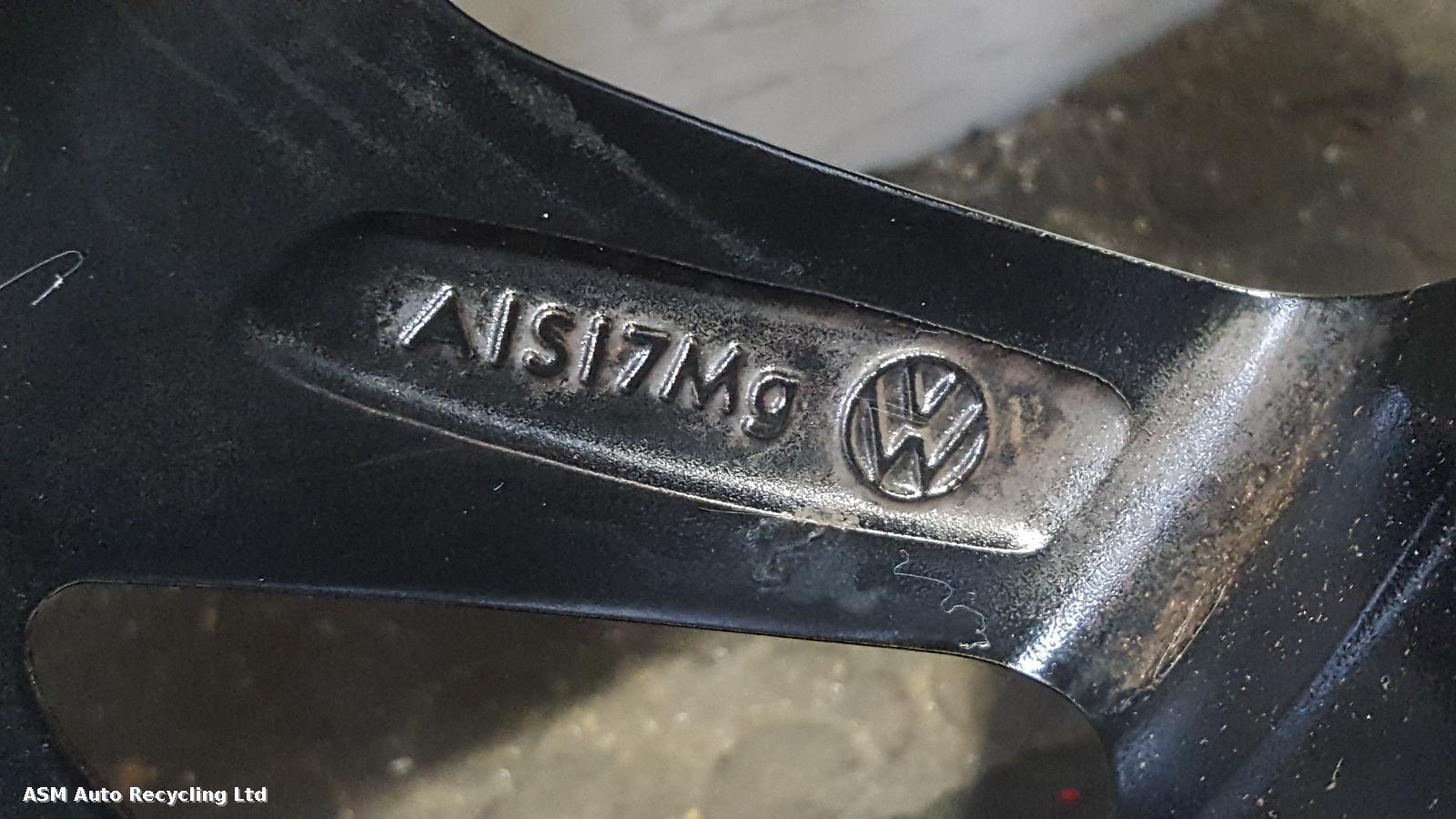 View Auto part Wheel Set Volkswagen Golf 2020