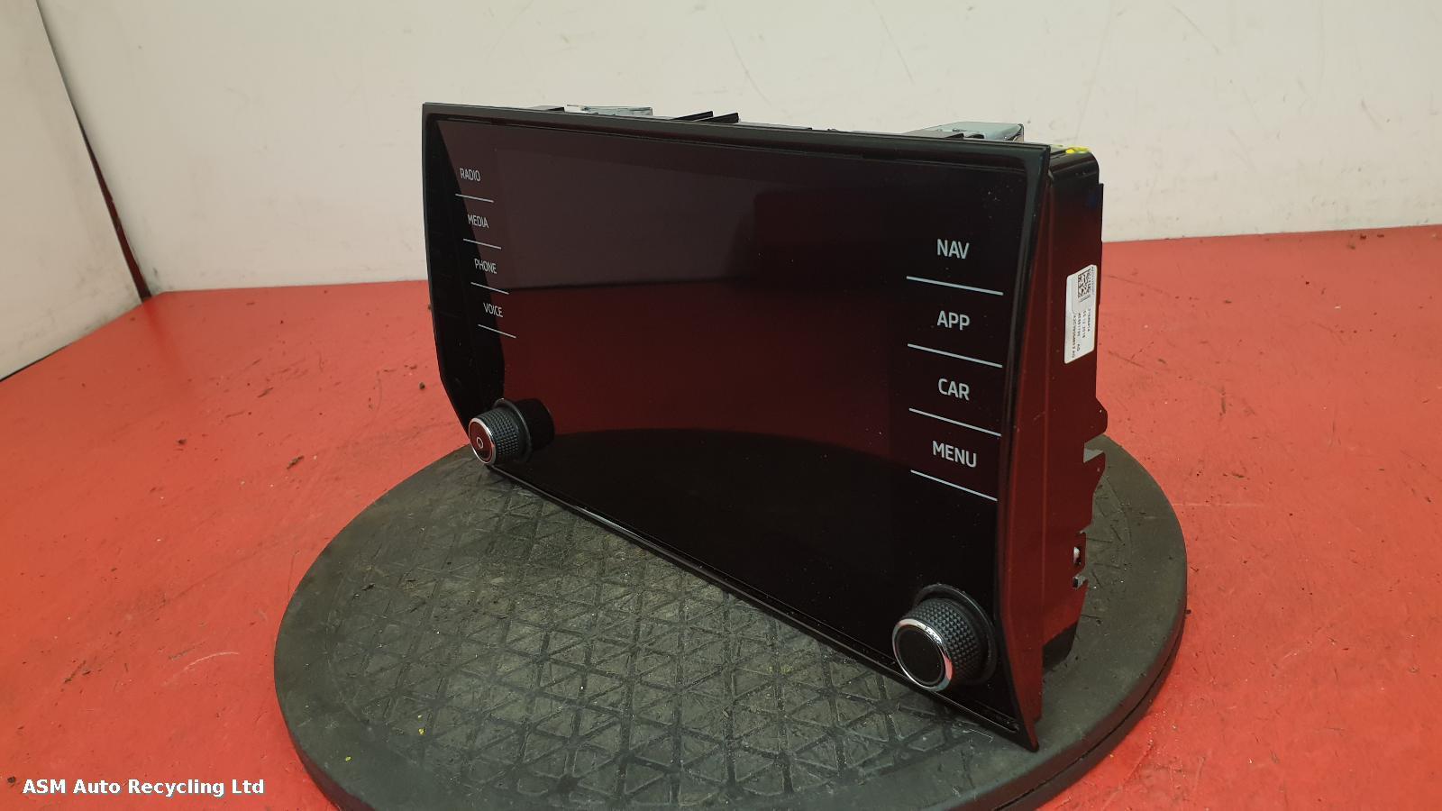 View Auto part Radio Display Skoda Karoq 2019