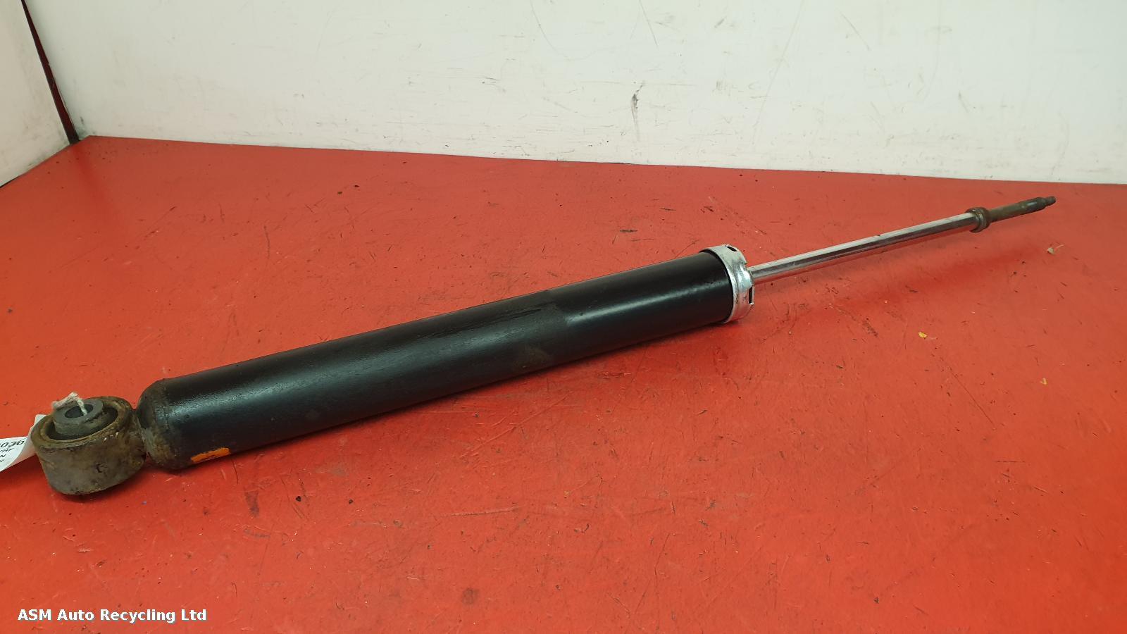 View Auto part RR Strut Nissan Pulsar 2015