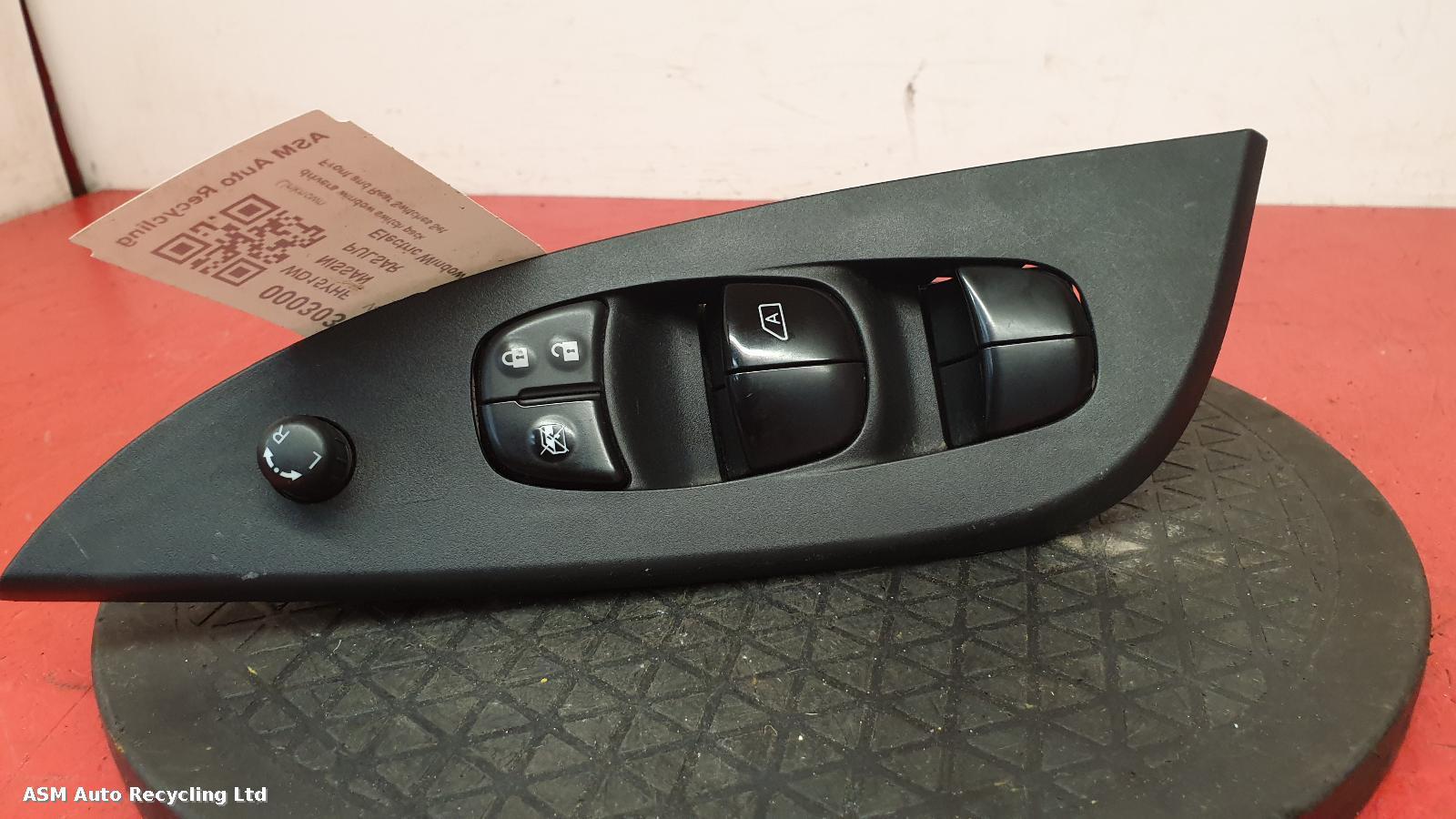 View Auto part Elect. Window Switch Nissan Pulsar 2015