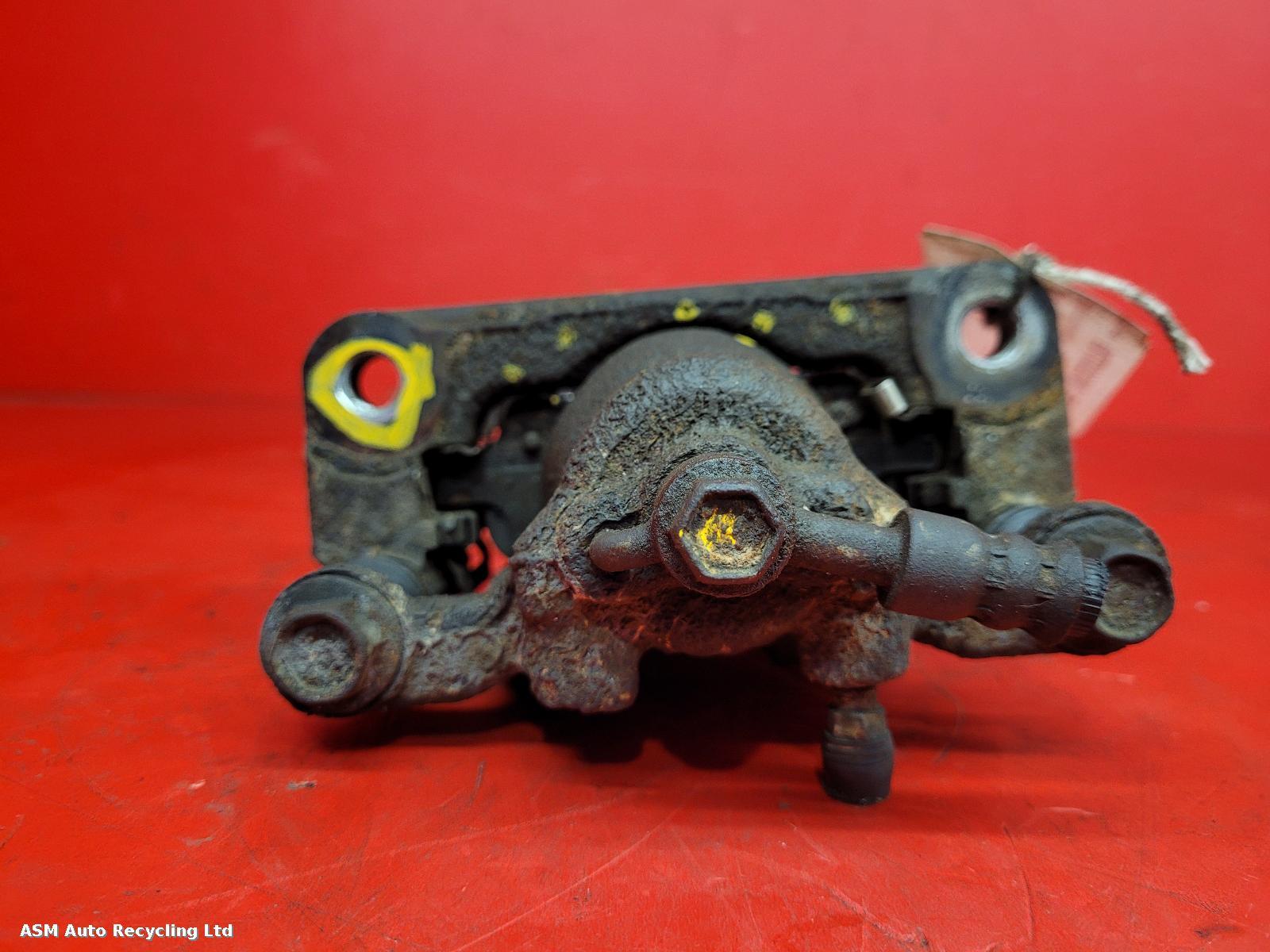 View Auto part Caliper Nissan Pulsar 2015