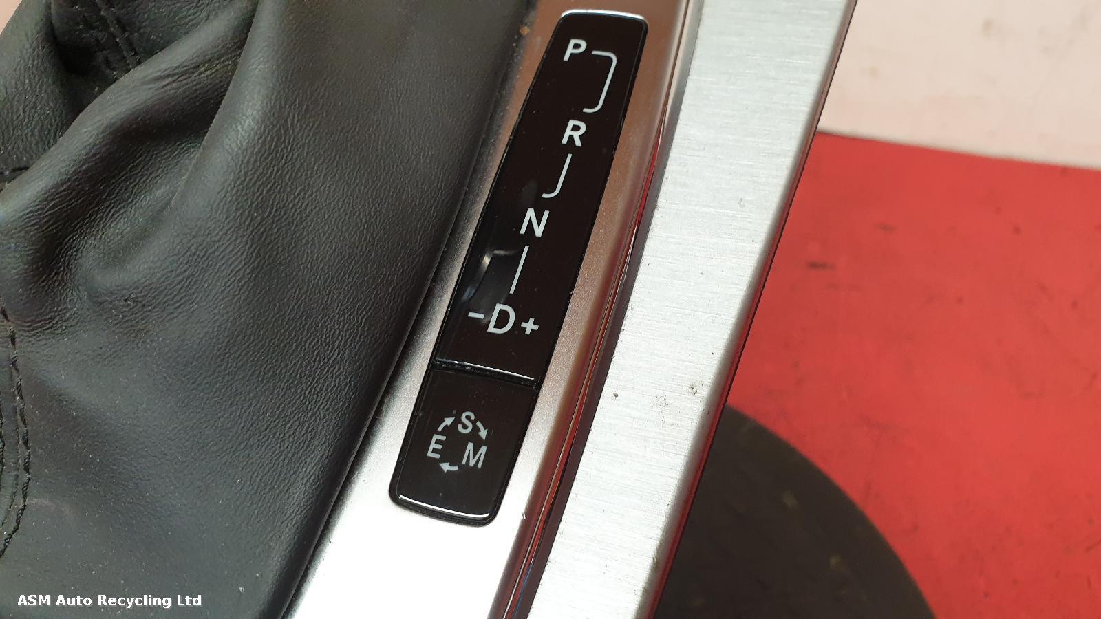 View Auto part Gear Stick/Shifter Mercedes C Class 2013