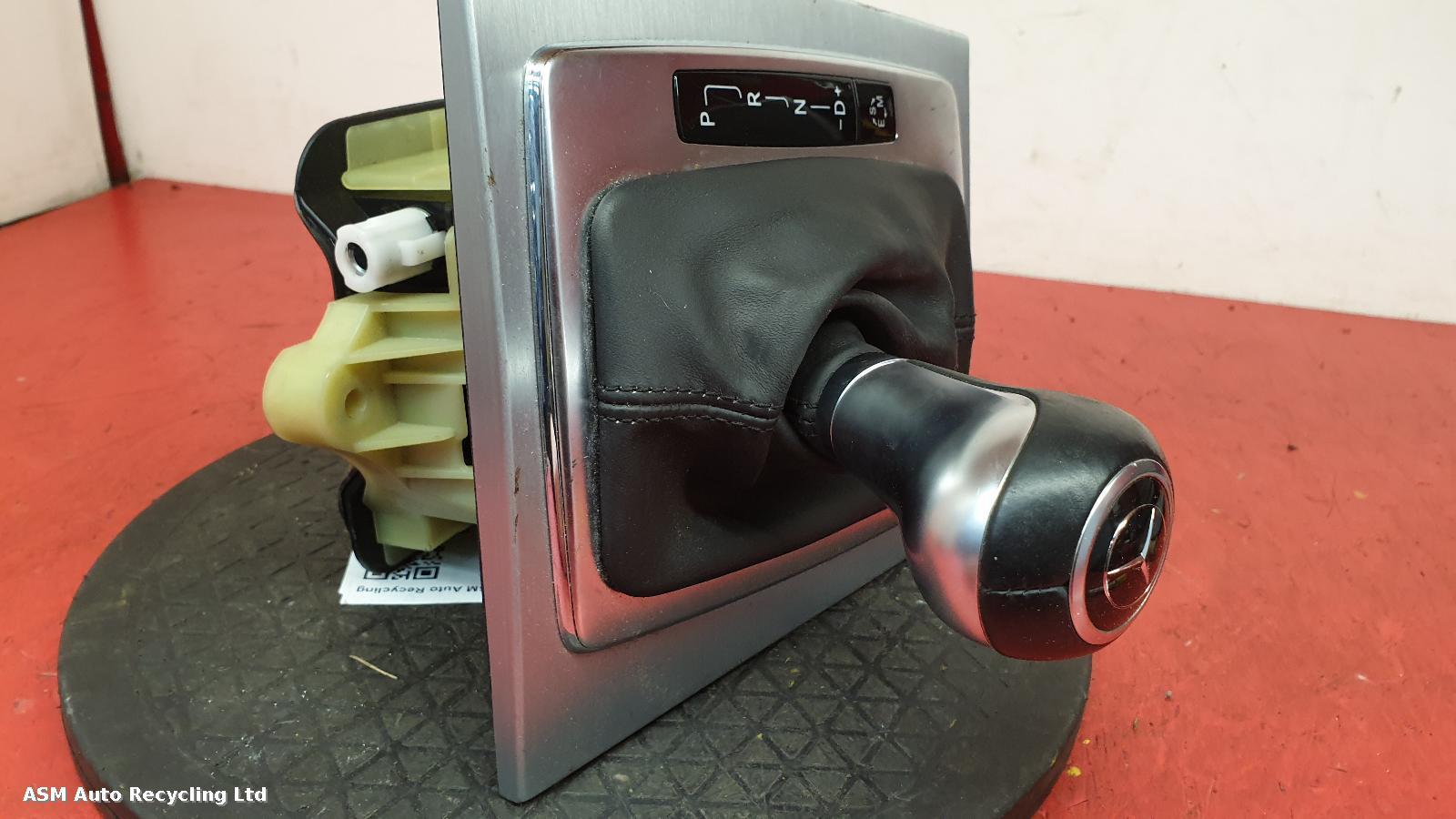 View Auto part Gear Stick/Shifter Mercedes C Class 2013