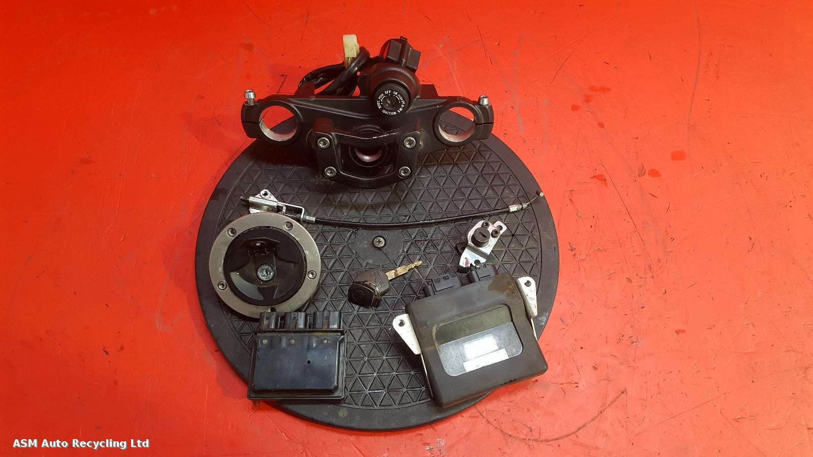 View Auto part Comp.Lock Set + Keys Kawasaki Er 6f 2010
