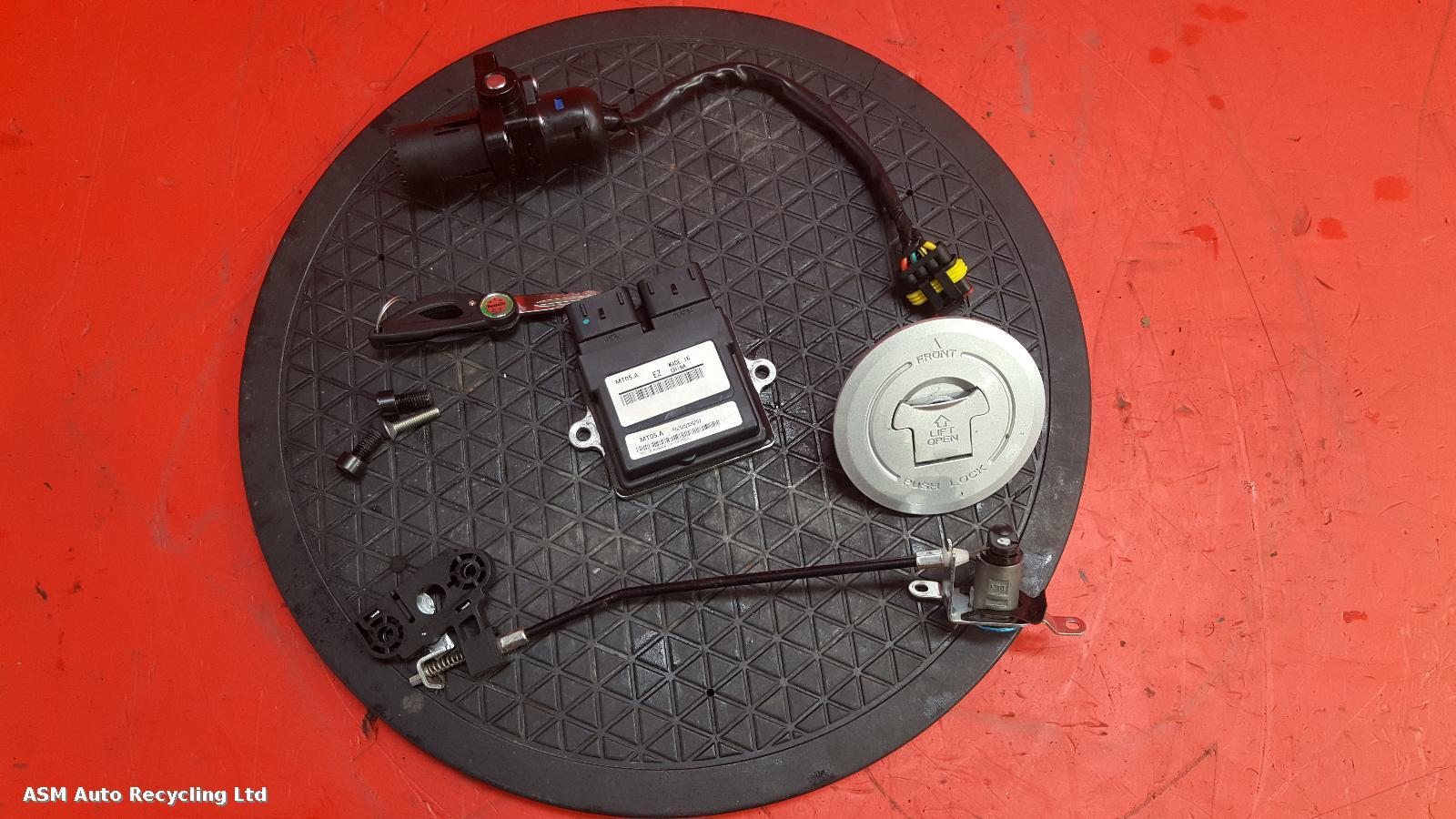 View Auto part Comp.Lock Set + Keys Benelli Bn 125 2024