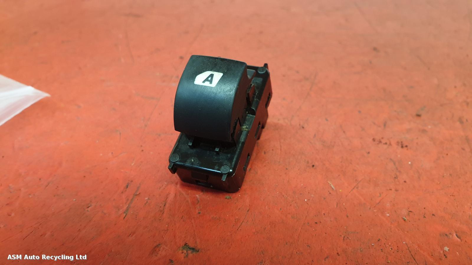 View Auto part Elect. Window Switch Peugeot Partner 2014