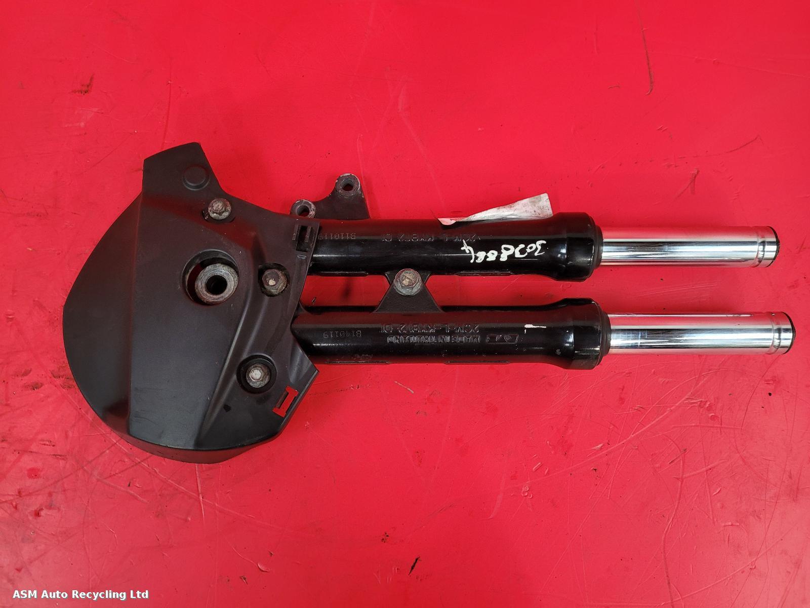 View Auto part LF Fork Yamaha Tricity 2019