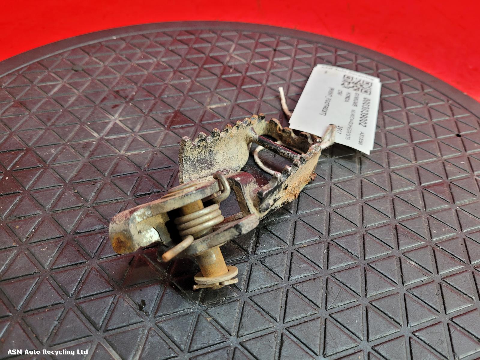 View Auto part Right Footrest Honda Crf 250 Rla-h 2017