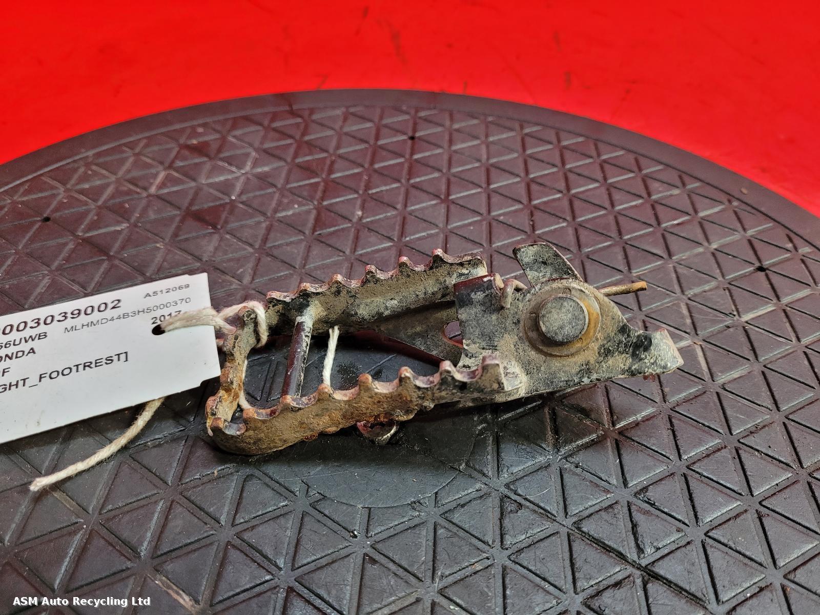 View Auto part Right Footrest Honda Crf 250 Rla-h 2017