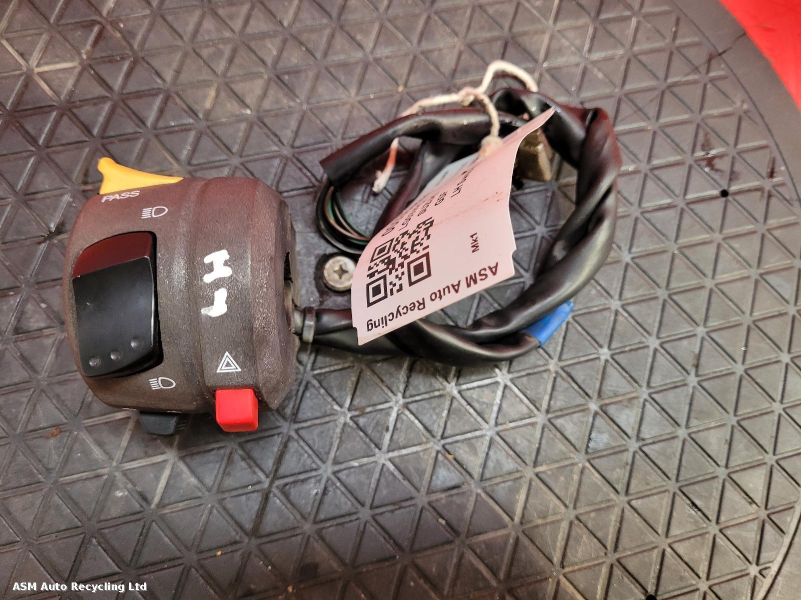 View Auto part LH Switch Gear Suzuki Gsf 2009