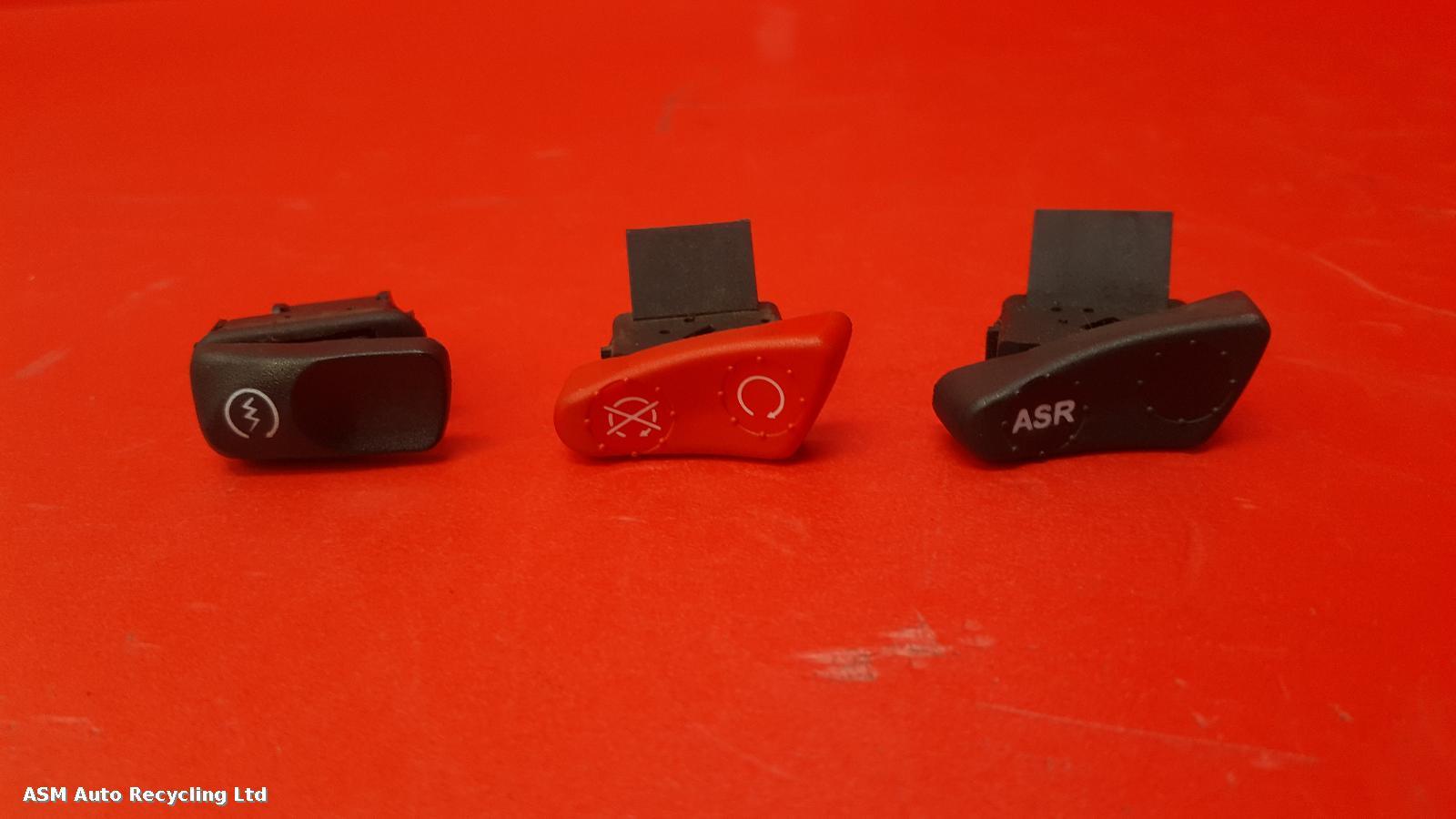 View Auto part RH Switch Gear Piaggio Gts 300 Super 2022