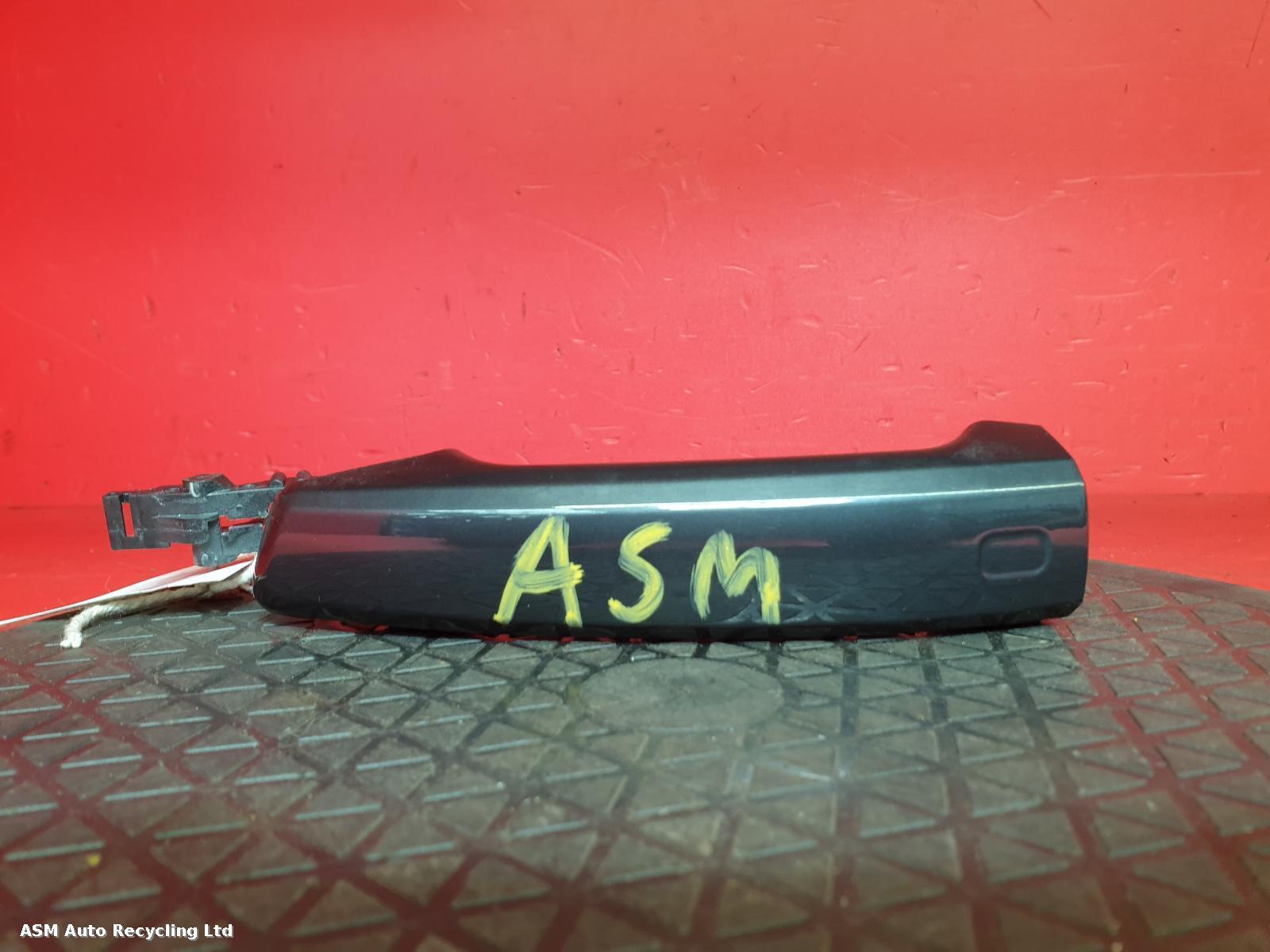 View Auto part Door Handle Audi A1 2022