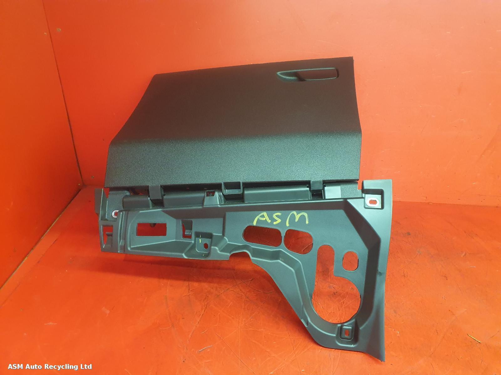 View Auto part Glove Box Audi A1 2022