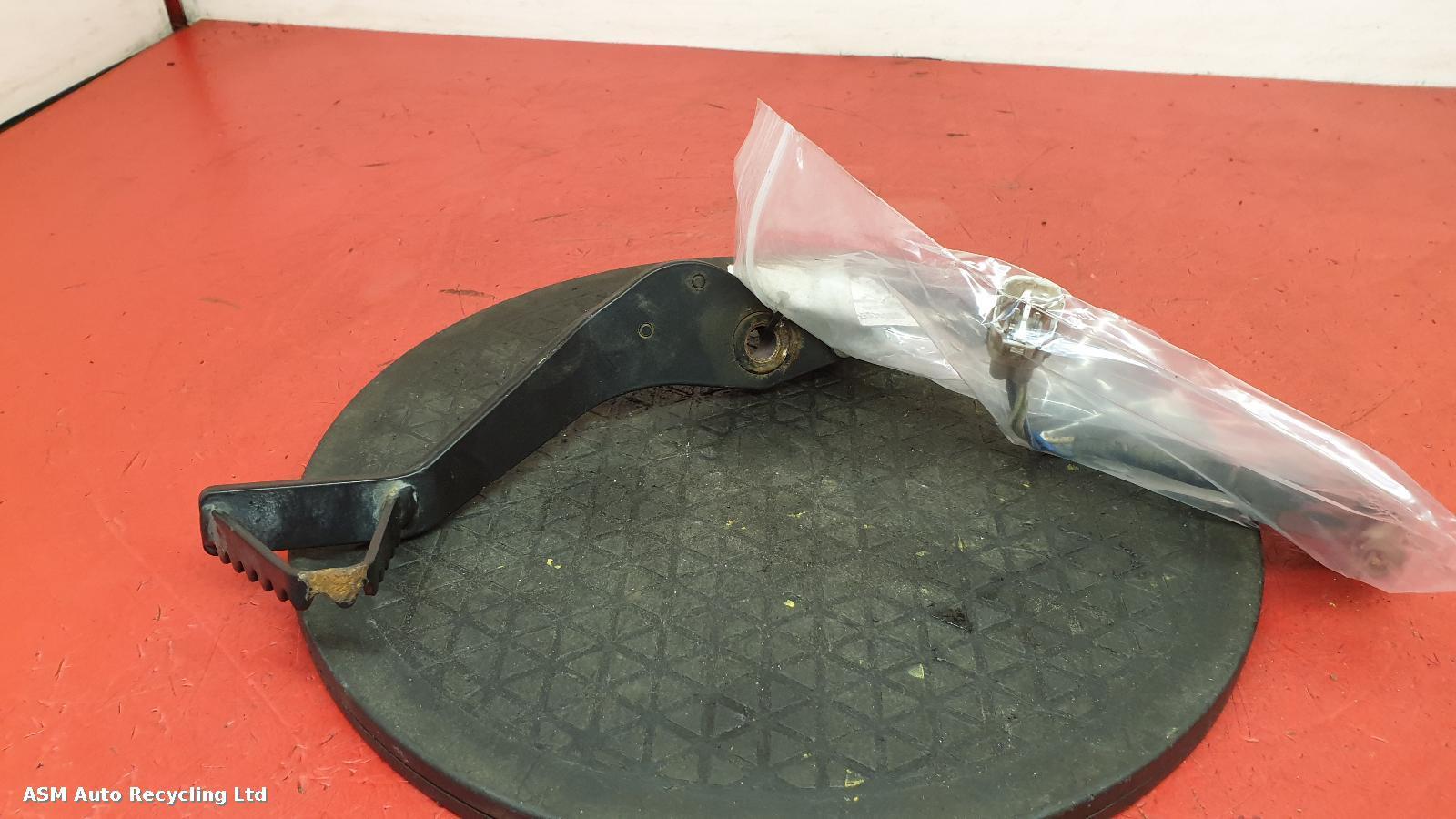 View Auto part Brake Pedal Triumph Explorer 2014