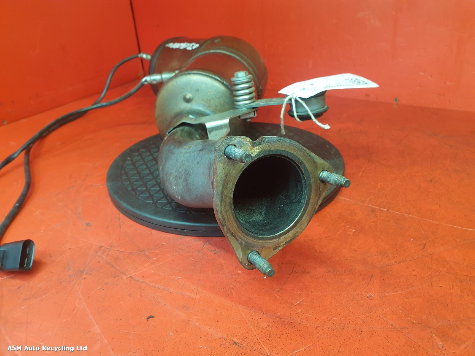 View Auto part Catalytic Converter Audi A4 2016