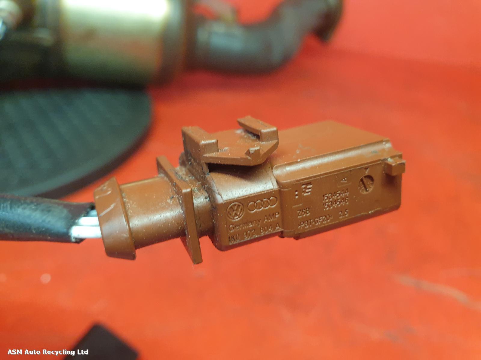 View Auto part Catalytic Converter Audi A4 2016