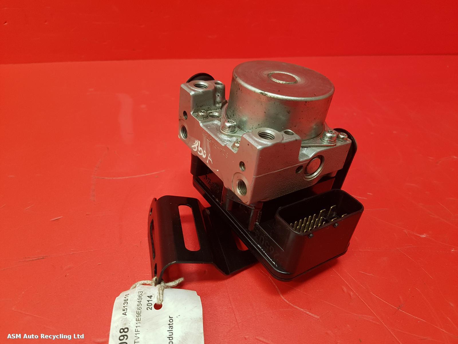 View Auto part ABS Pump/Modulator Triumph Explorer 2014