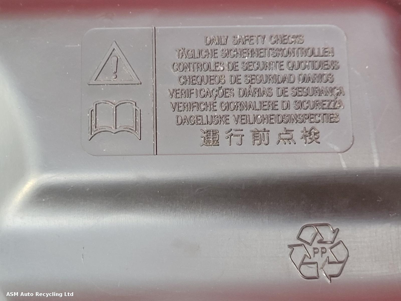 View Auto part Front Seat Triumph Daytona 675 2011