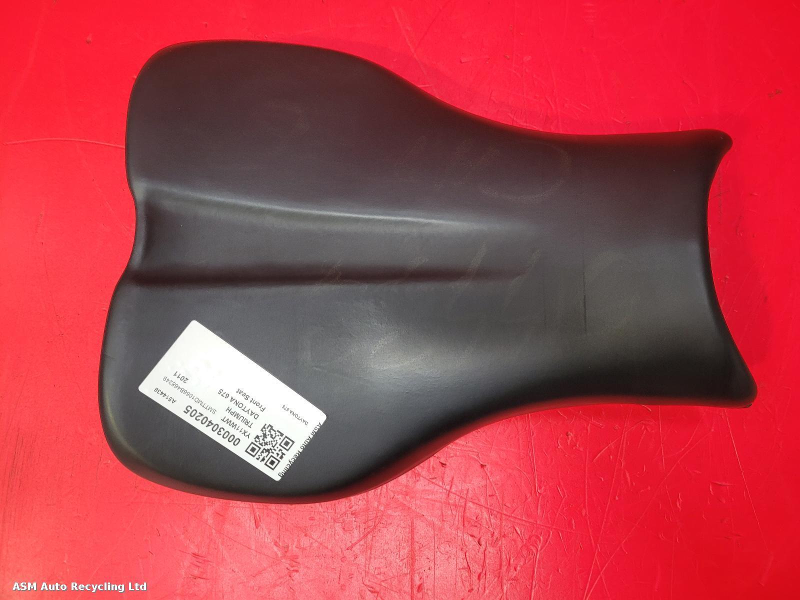 View Auto part Front Seat Triumph Daytona 675 2011