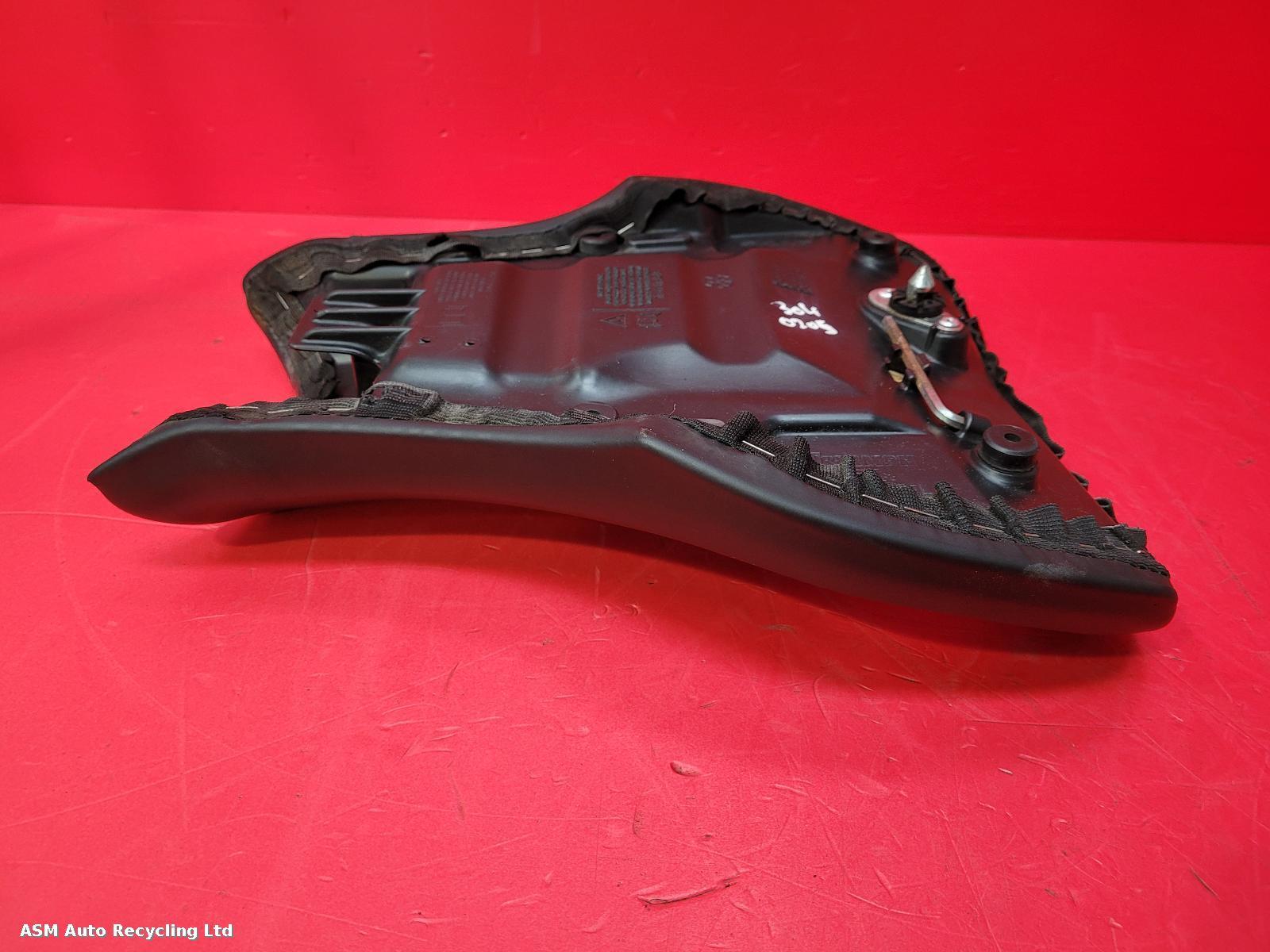 View Auto part Front Seat Triumph Daytona 675 2011