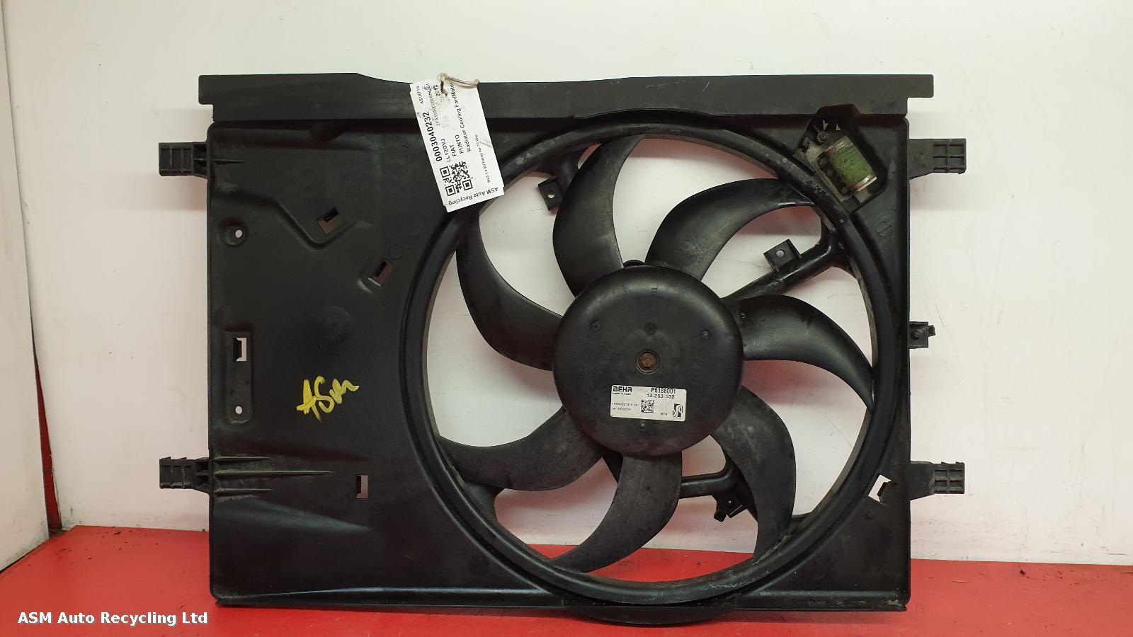View Auto part Engine Cooling Motor Fiat Punto 2012