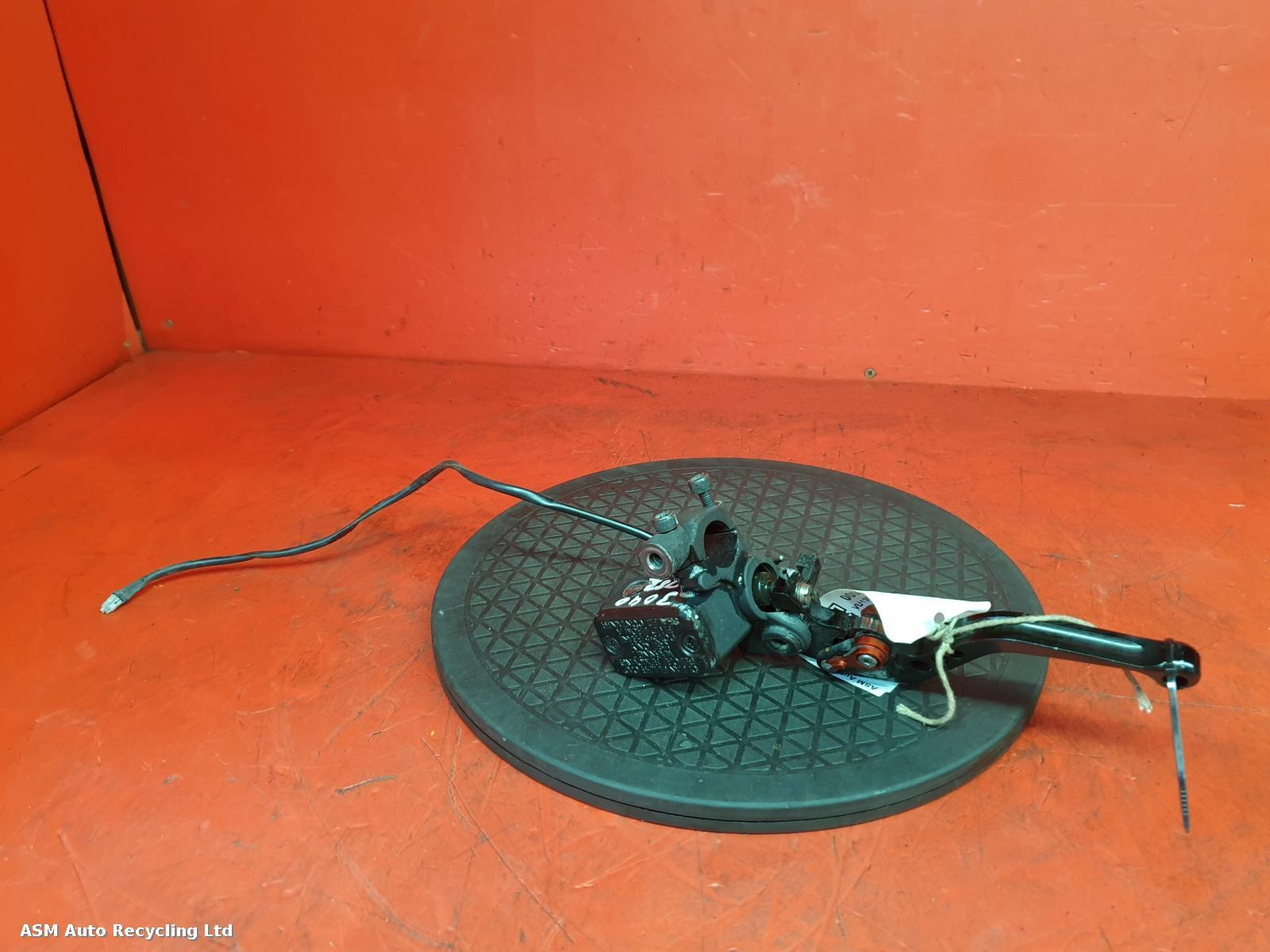 View Auto part Clutch Master Cylinder Ducati M696 2013
