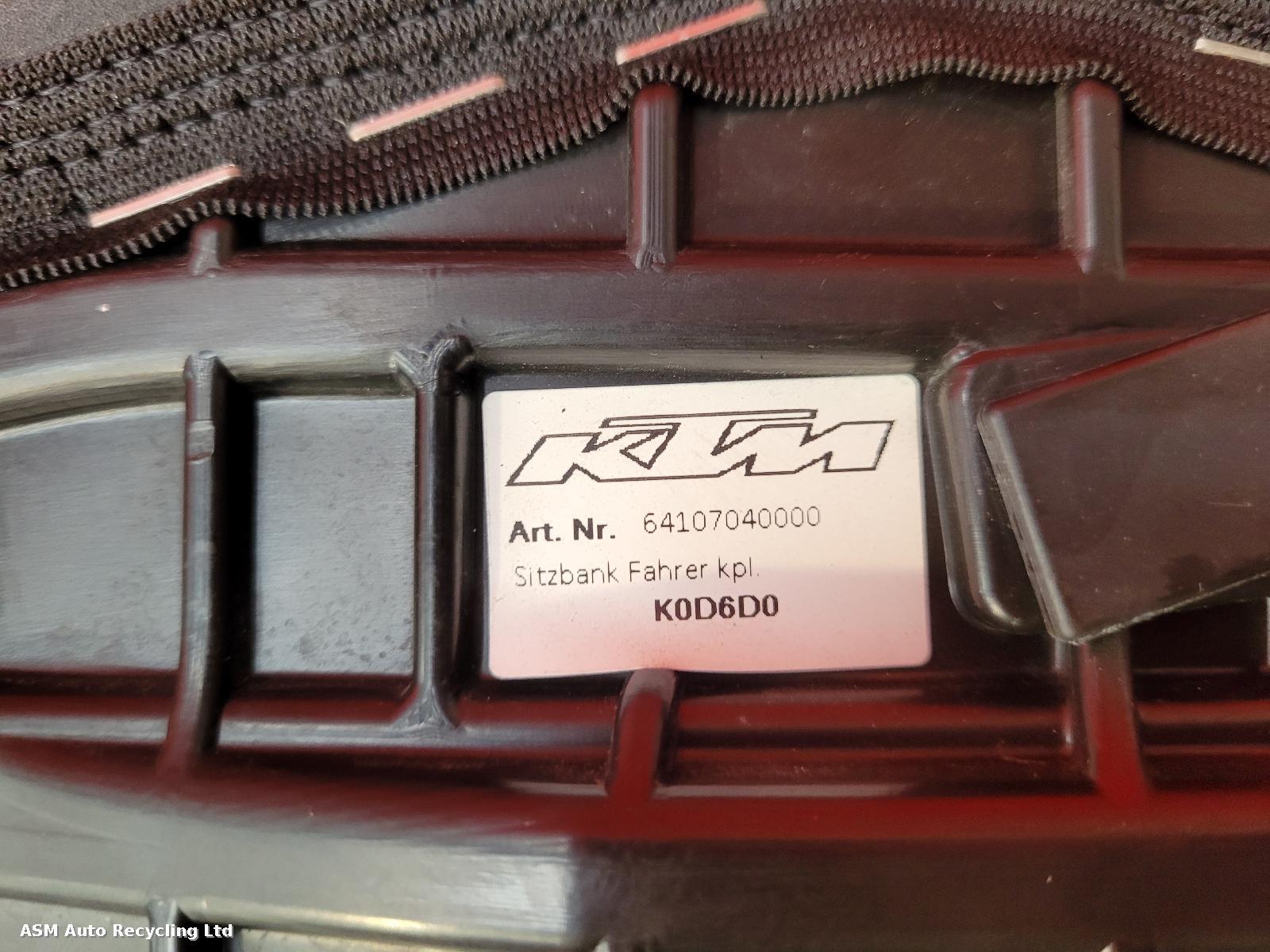 View Auto part Front Seat Ktm 790 Duke 2020