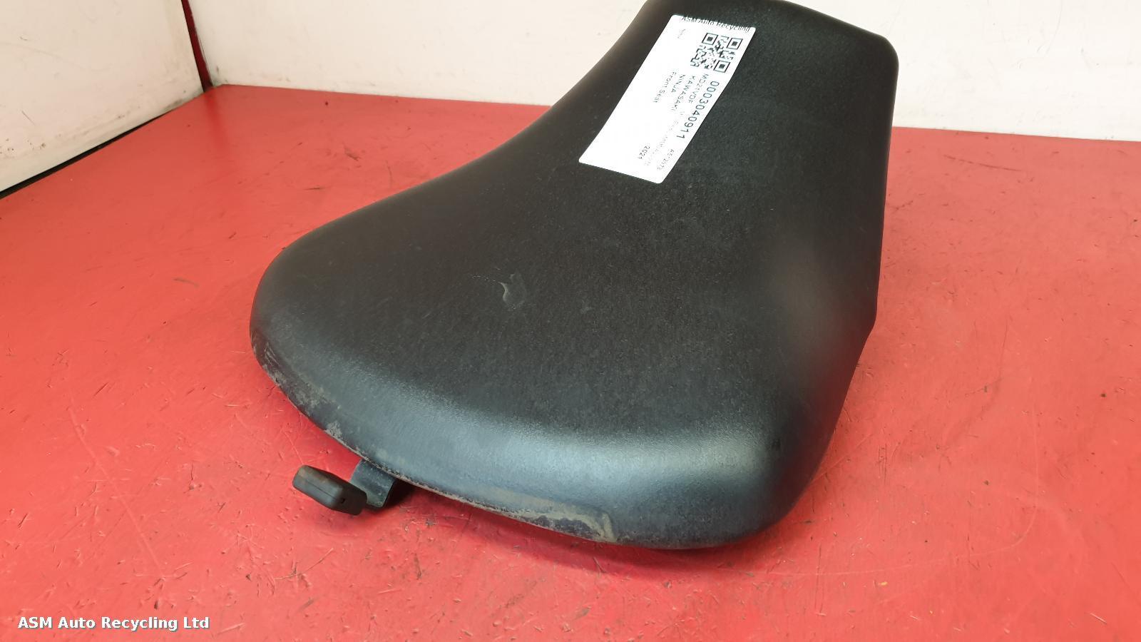 View Auto part Front Seat Kawasaki Ninja 2021
