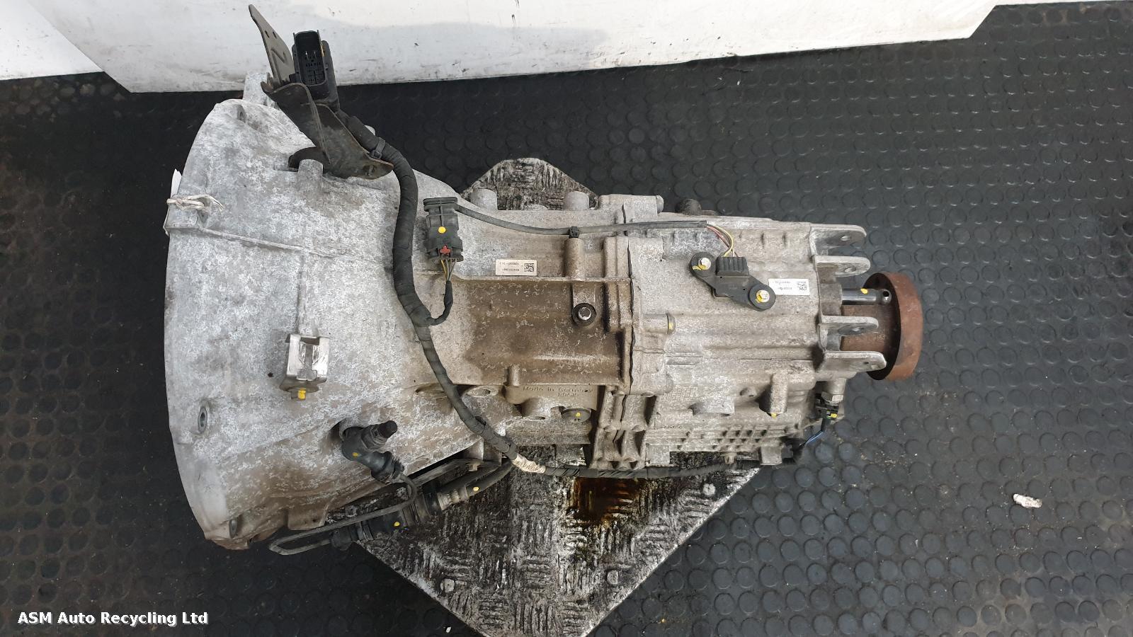 View Auto part Gearbox Jaguar Xe 2016