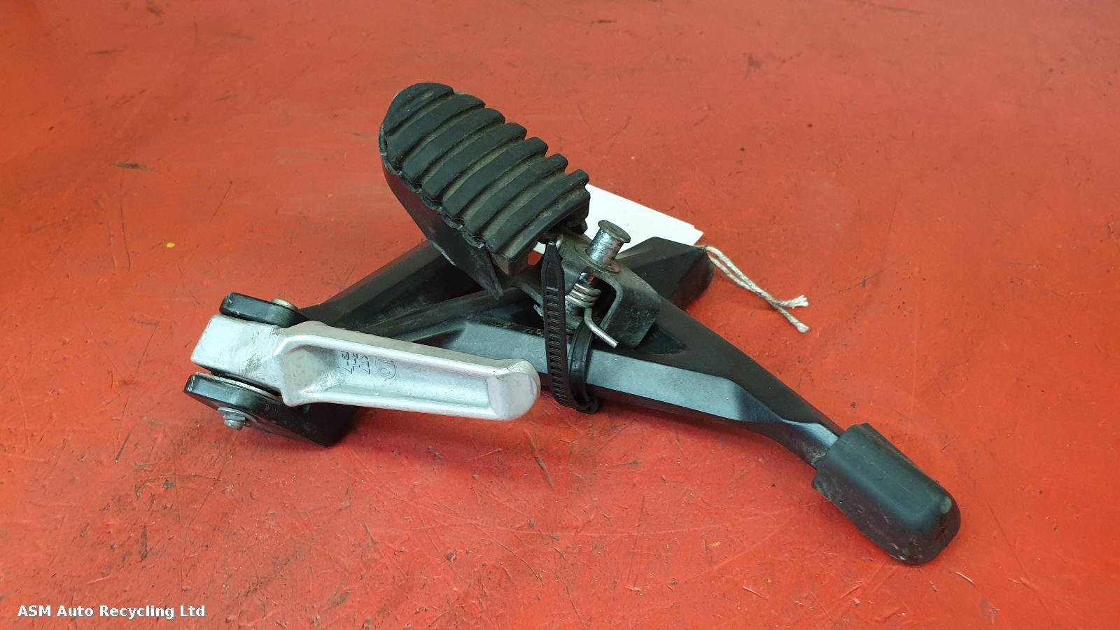 View Auto part Left Footrest Honda Crf1000l 2019