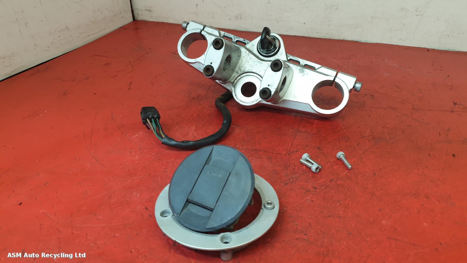 View Auto part Comp.Lock Set + Keys Suzuki Gsf 2005
