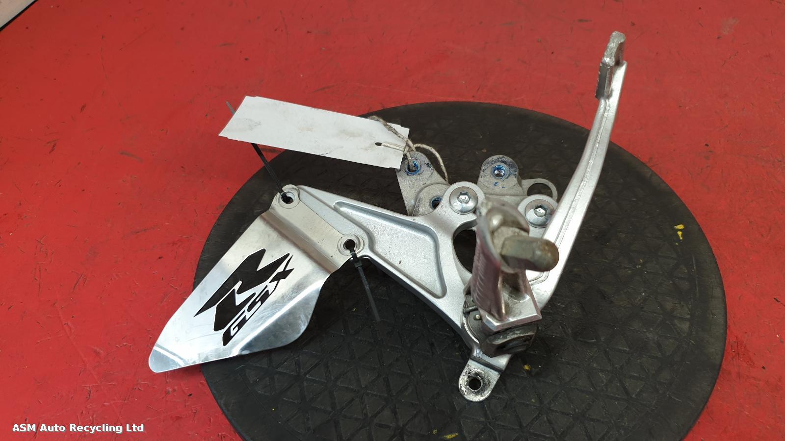 View Auto part Right Footrest Suzuki Gsx R1000 2013