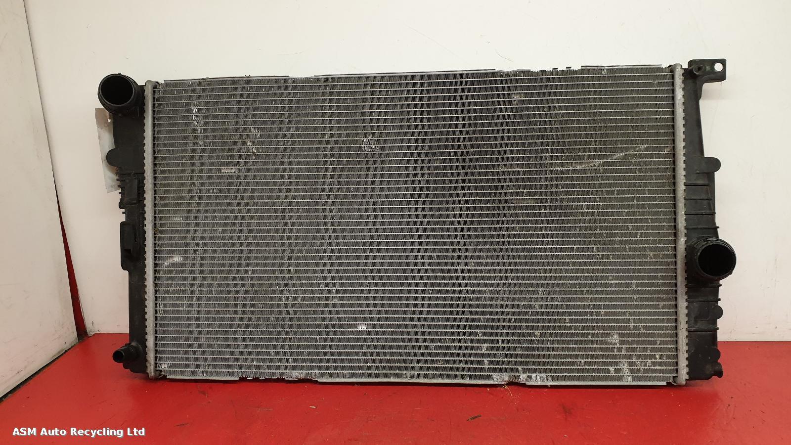 View Auto part Radiator Bmw 4 Series 2018