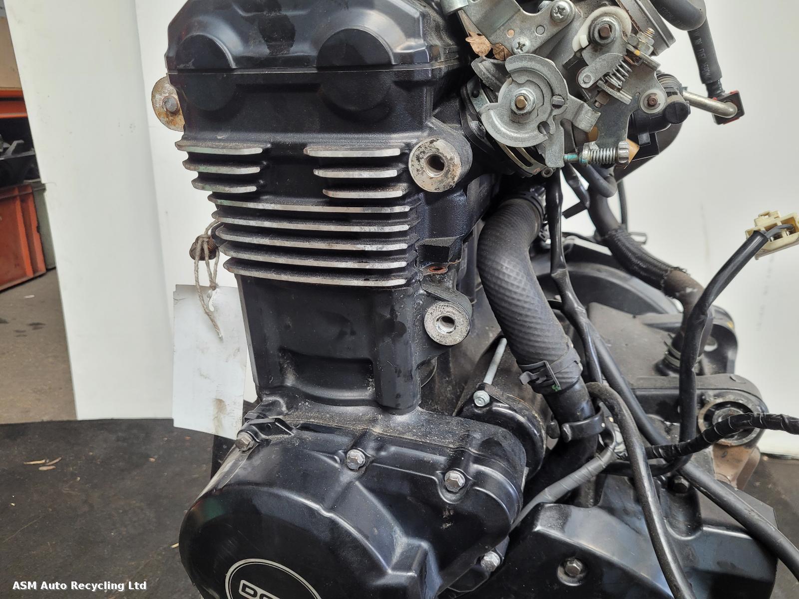 View Auto part Engine Kawasaki Z900 2018