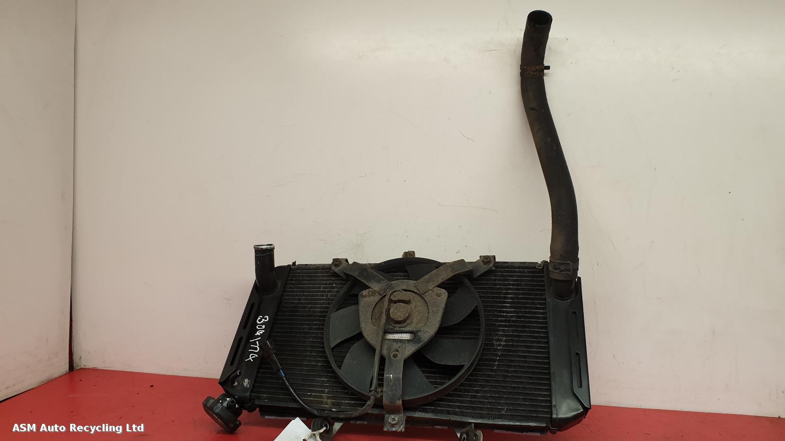 View Auto part Radiator Kawasaki Z900 2018