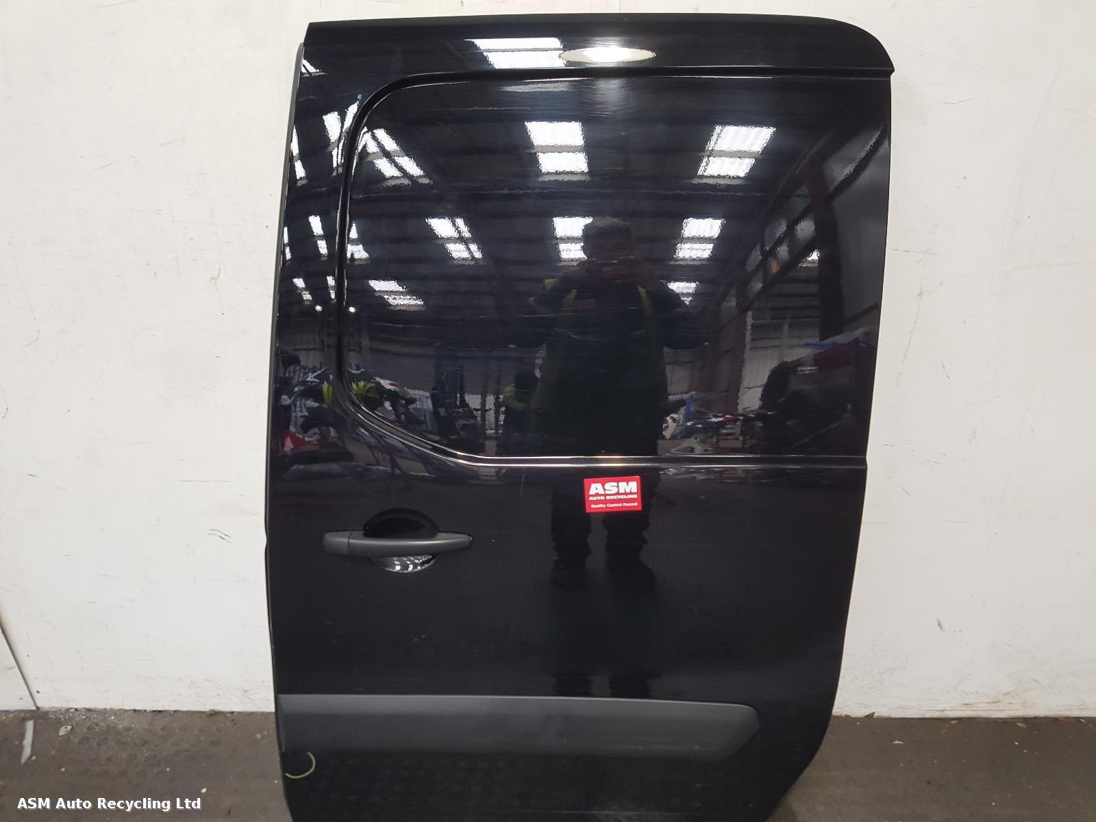 View Auto part Side Load Door Citroen Berlingo 2018
