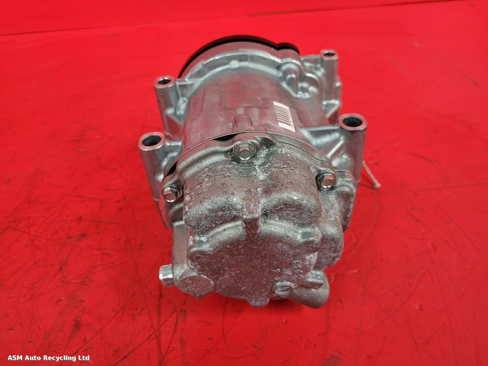 View Auto part Compressor Toyota Yaris 2023