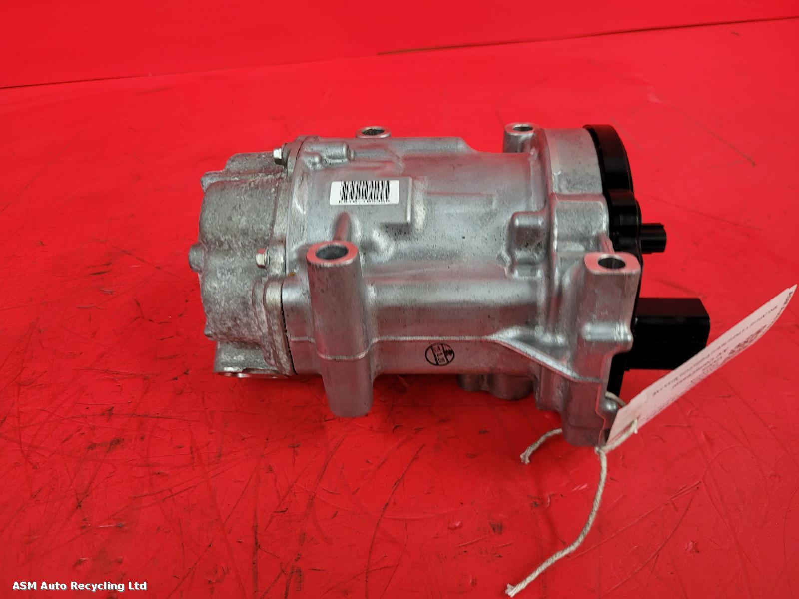 View Auto part Compressor Toyota Yaris 2023