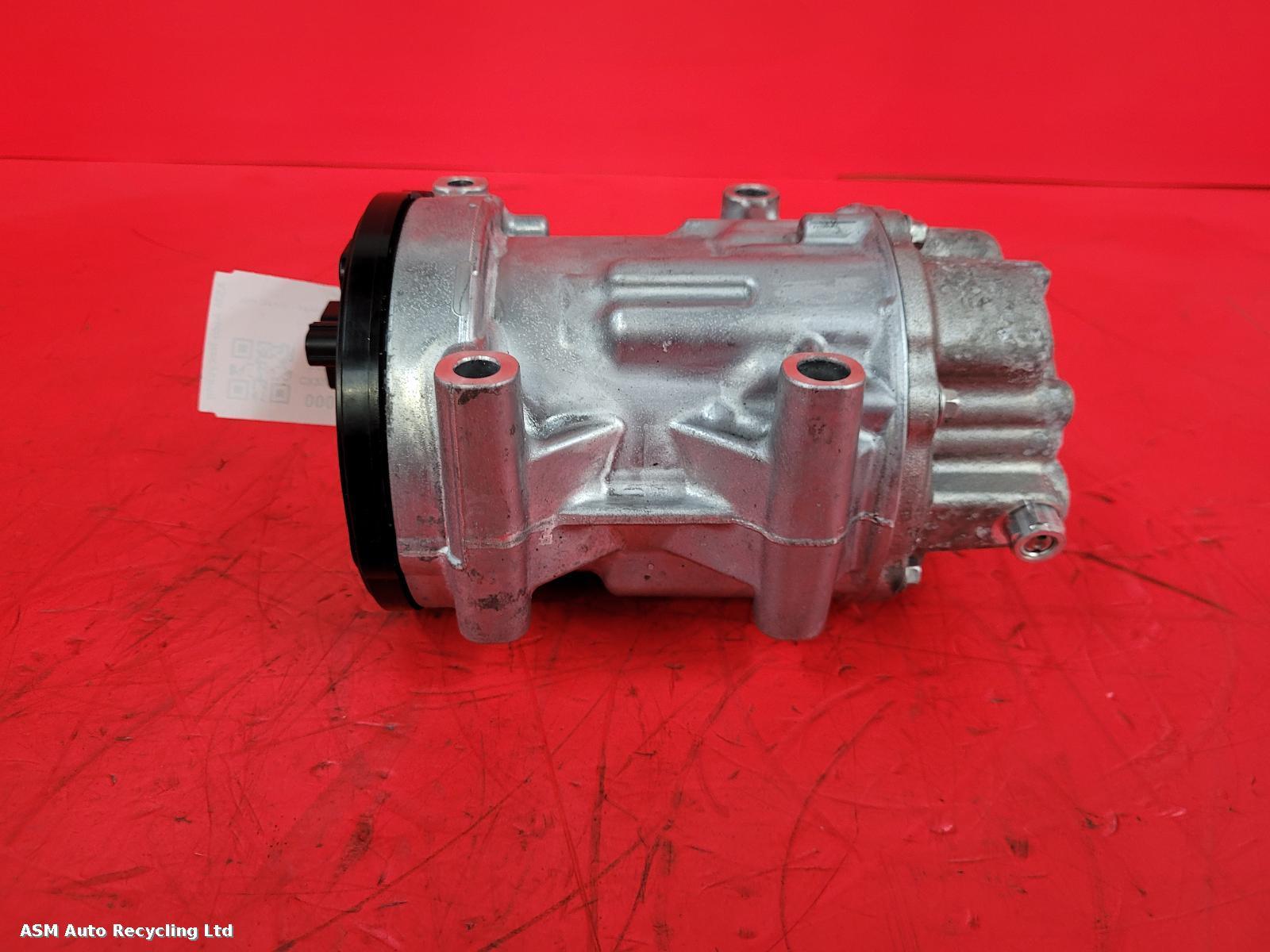 View Auto part Compressor Toyota Yaris 2023