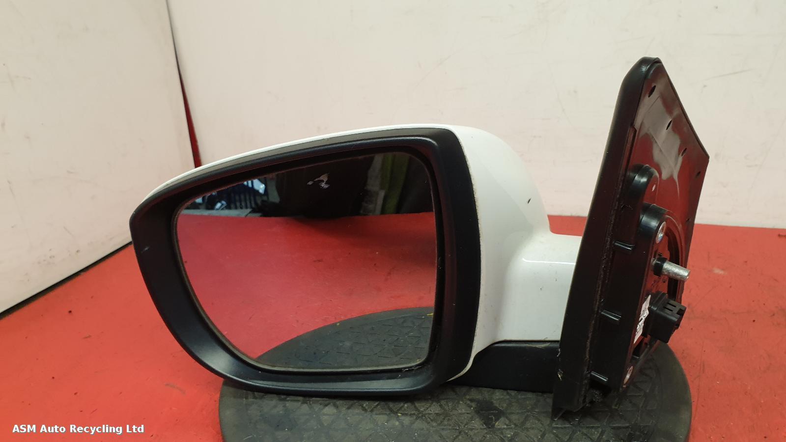 View Auto part L Door Mirror Hyundai Ix35 2013