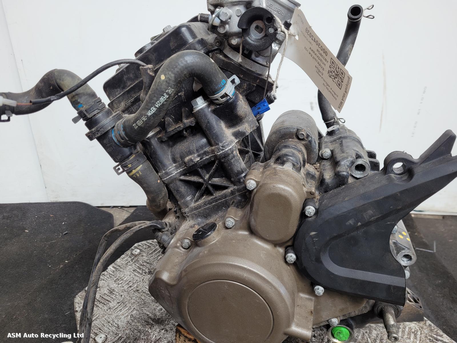 View Auto part Engine Husqvarna Svartpilen 125 2023