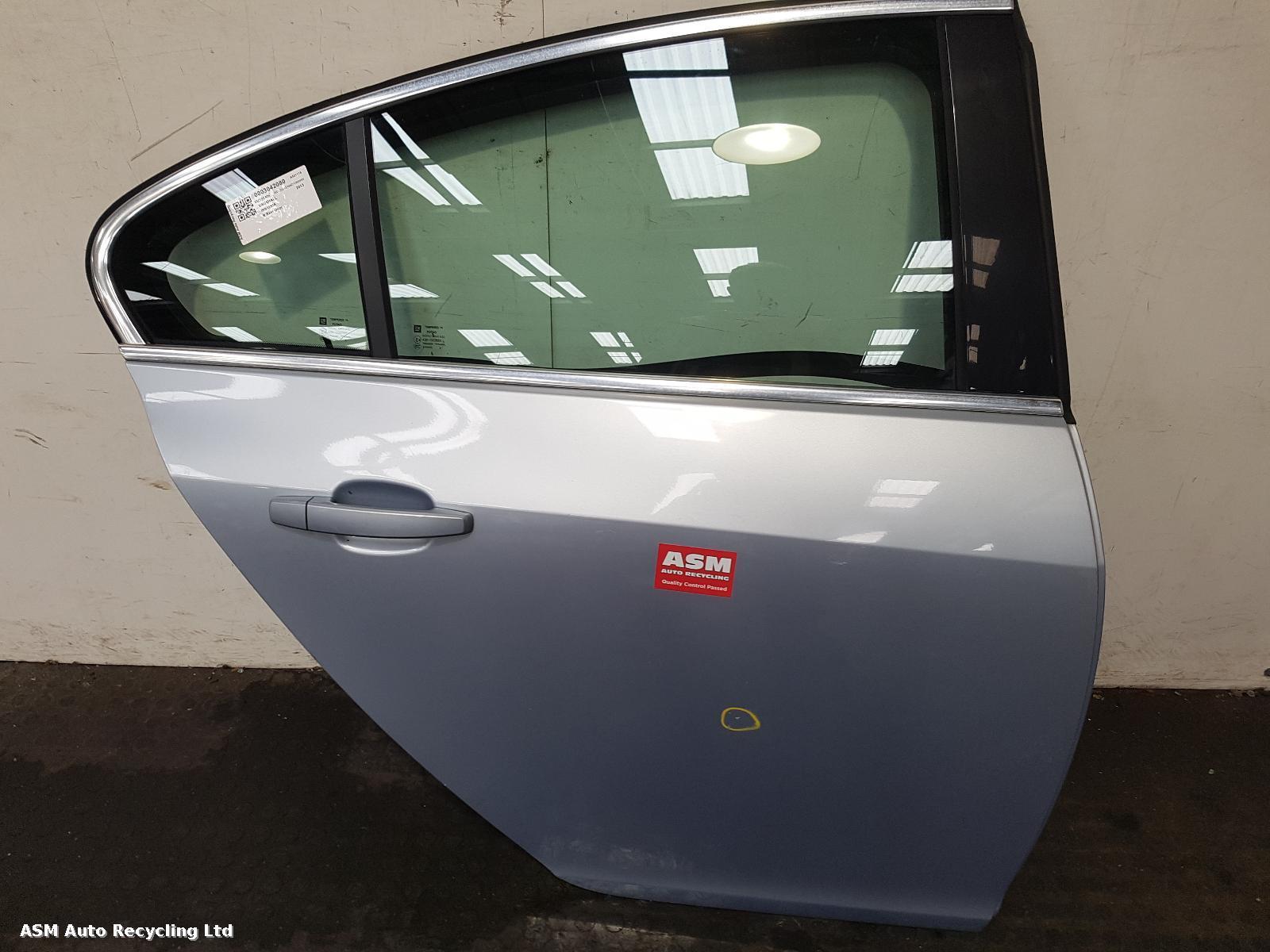 View Auto part R Rear Door Vauxhall Insignia 2013