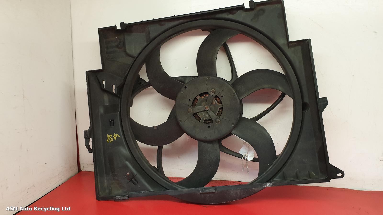 View Auto part Engine Cooling Motor Bmw 1 Series 2007