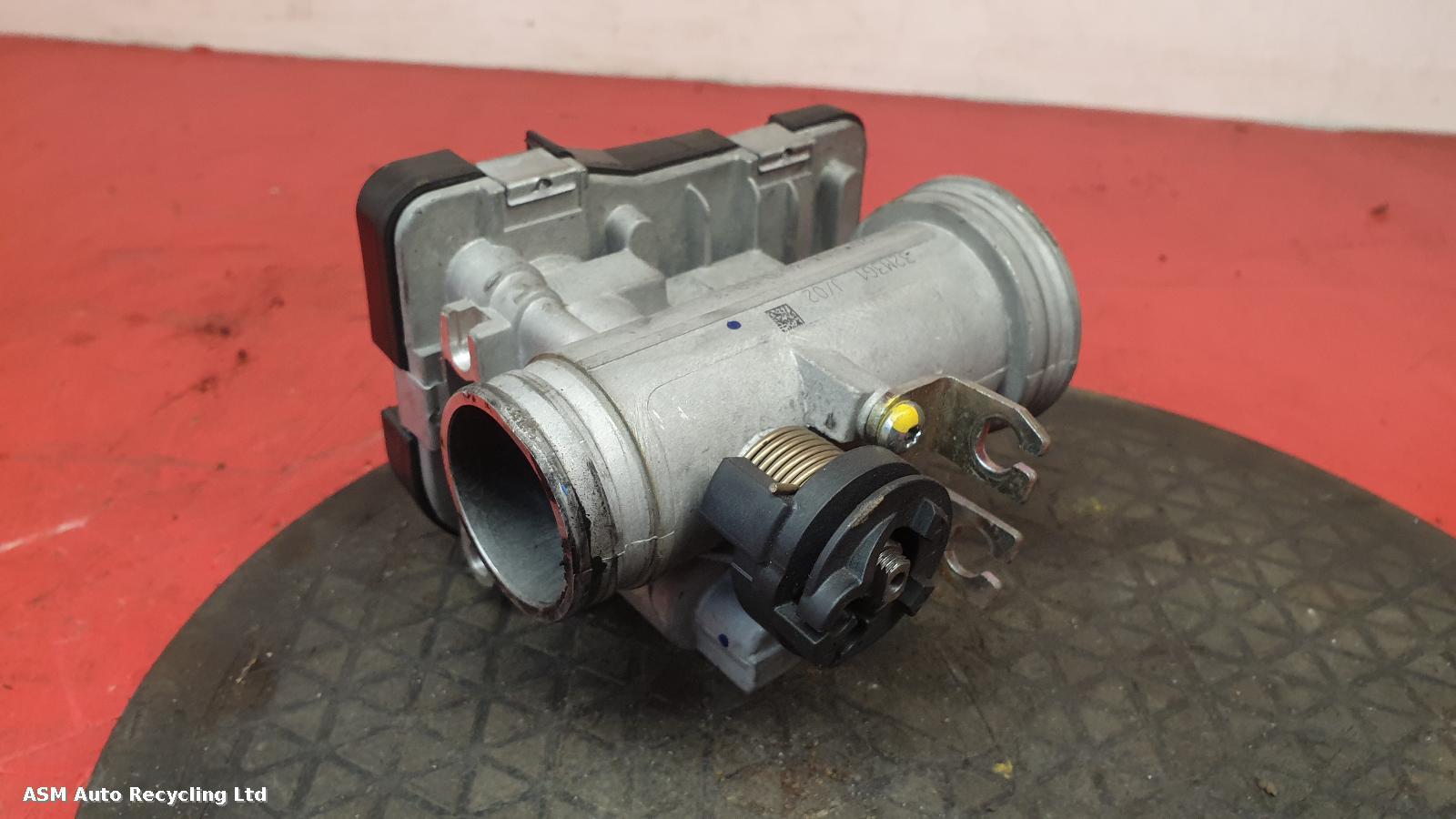View Auto part Comp.Lock Set + Keys Piaggio Gts 125 Super 2016