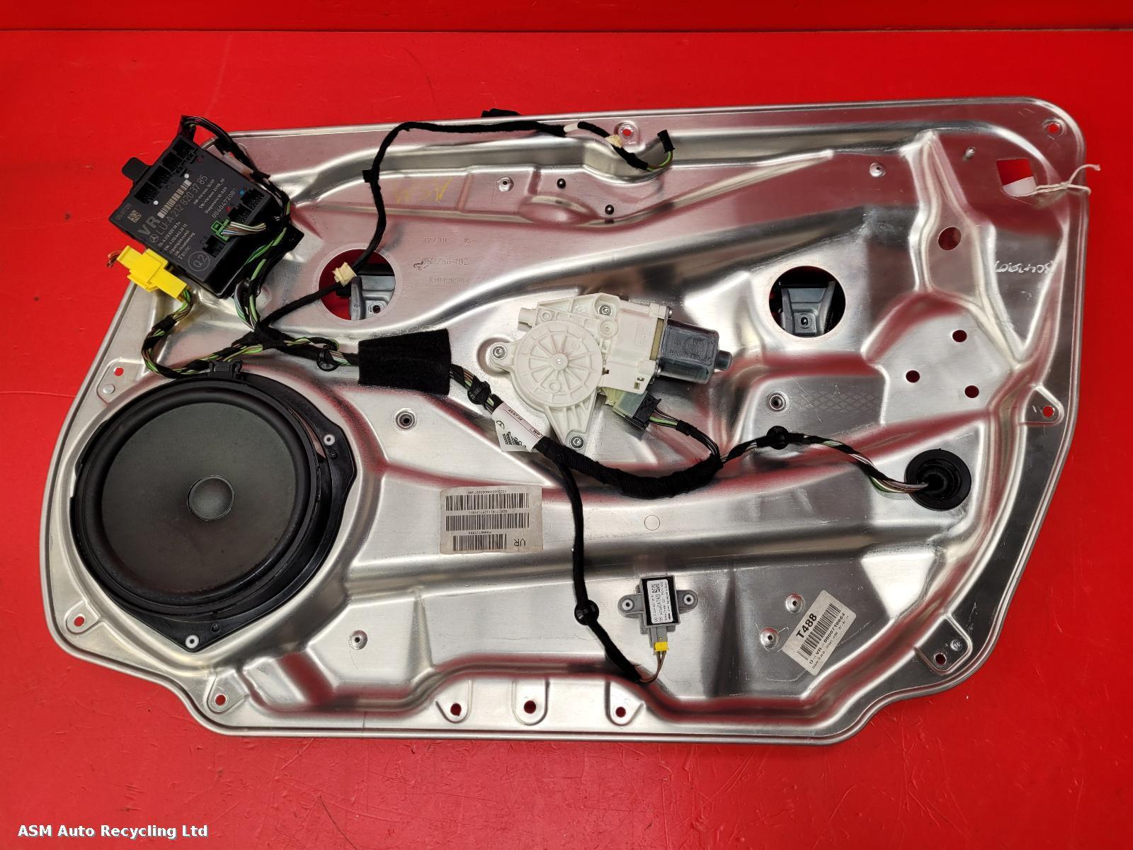 View Auto part RF Window Regulator Mercedes C Class 2009