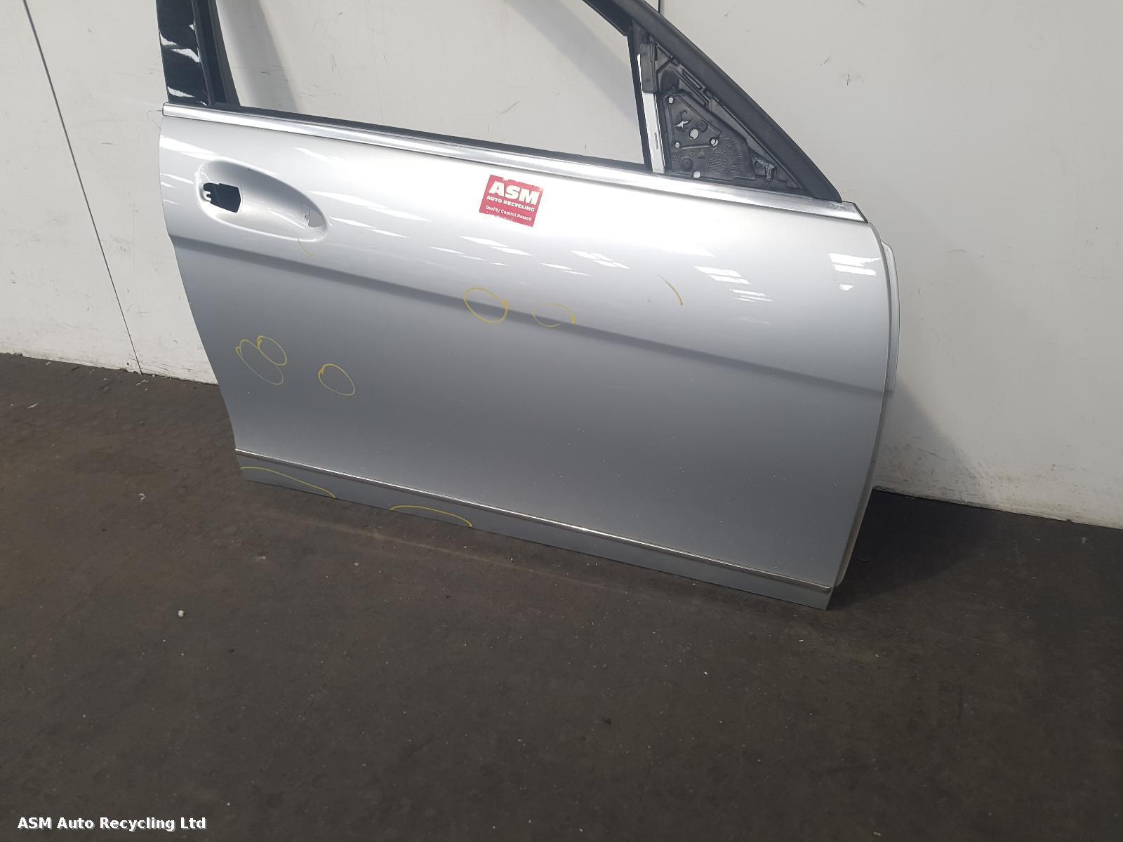 View Auto part R Front Door Mercedes C Class 2009