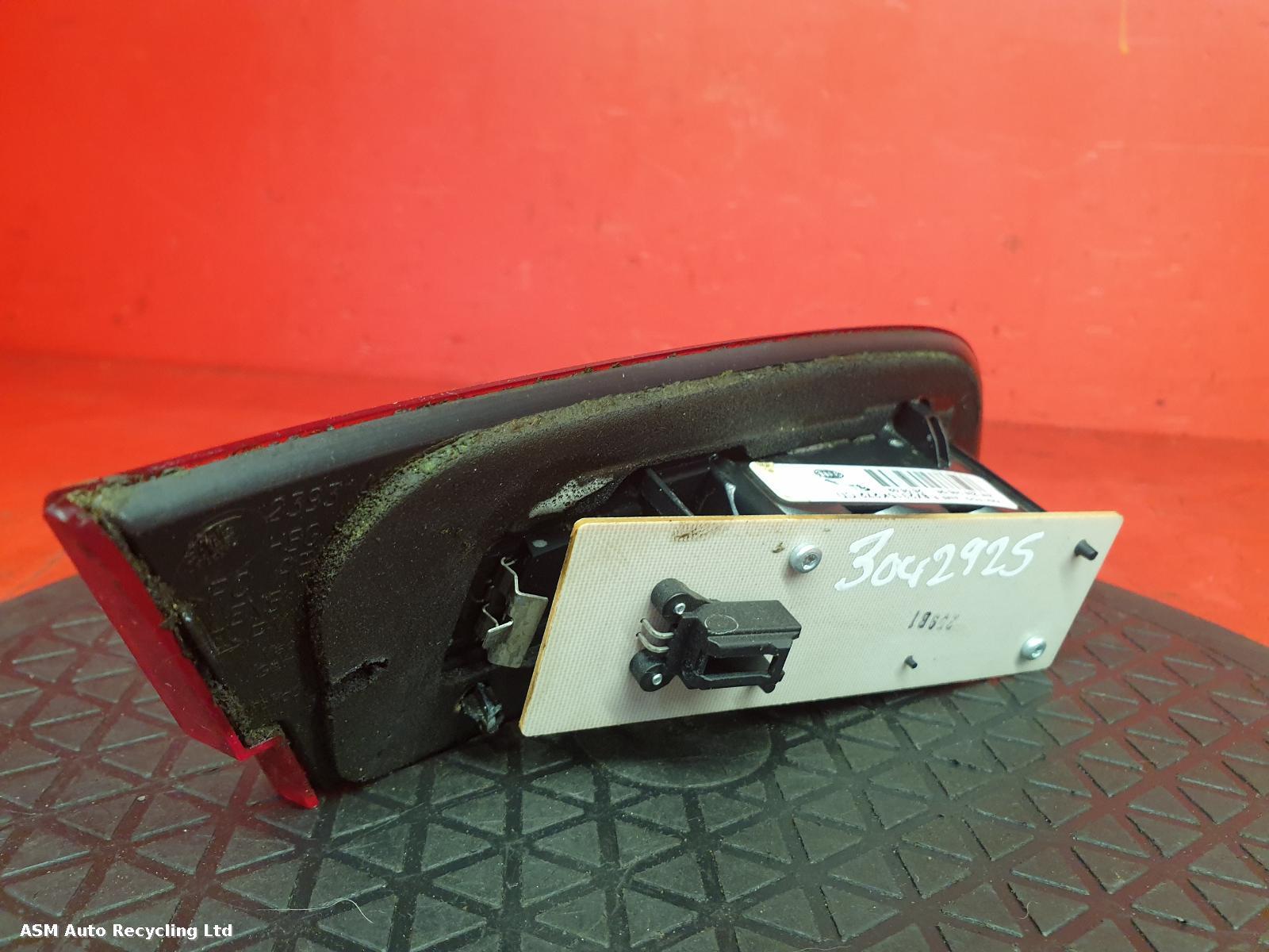 View Auto part R Taillight Jaguar Xf 2009