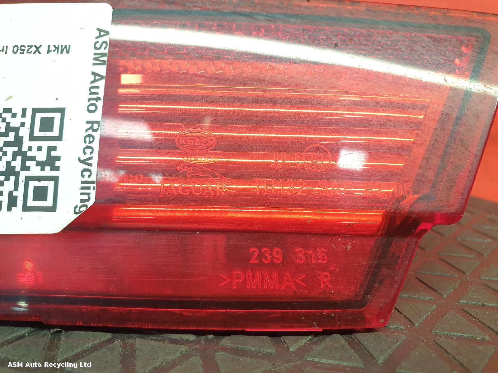 View Auto part R Taillight Jaguar Xf 2009