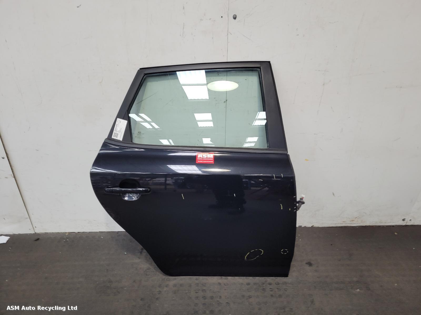 View Auto part R Rear Door Kia Ceed 2008