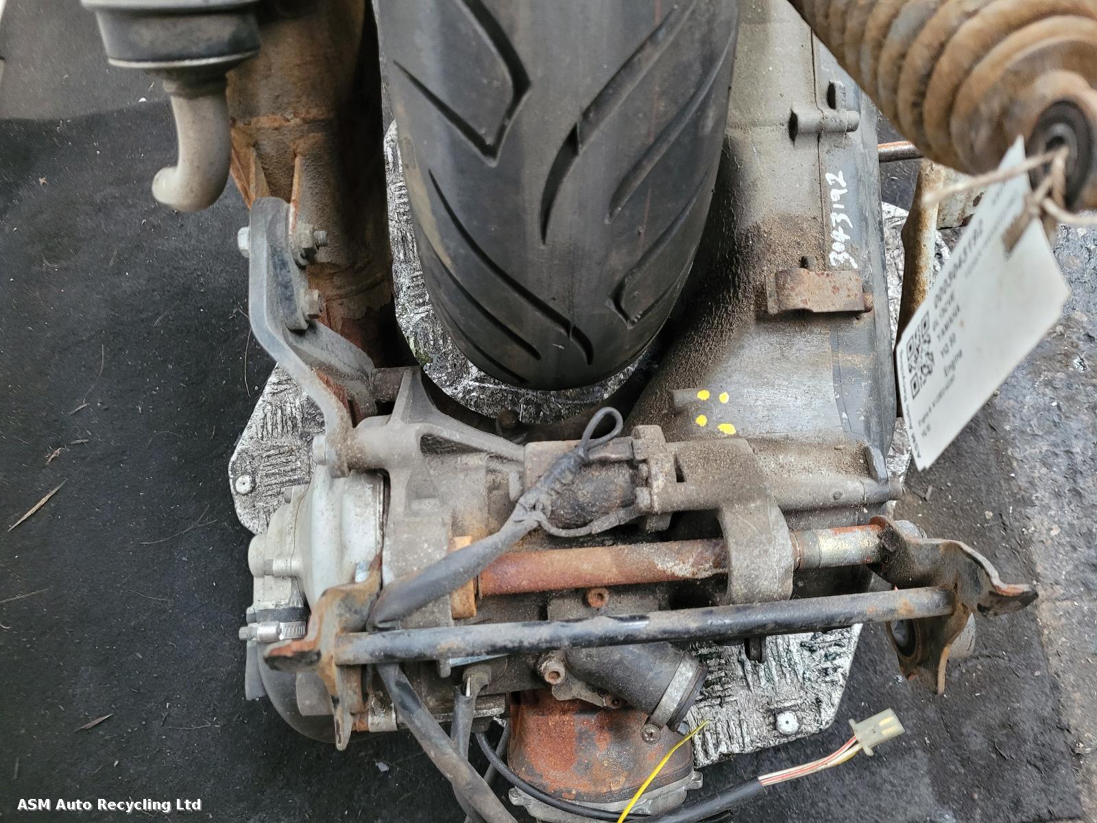 View Auto part Engine Yamaha Yq 50 2013